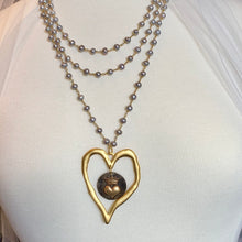 “Queen of Hearts”Grey Pearl Necklace